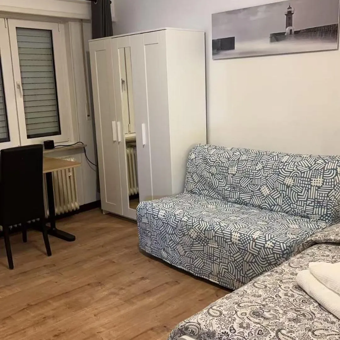 Chambre Double A Niederkorn Differdingen Luxemburg